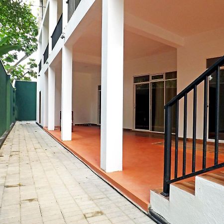 Hotel "Diana" Hikkaduwa Exterior photo